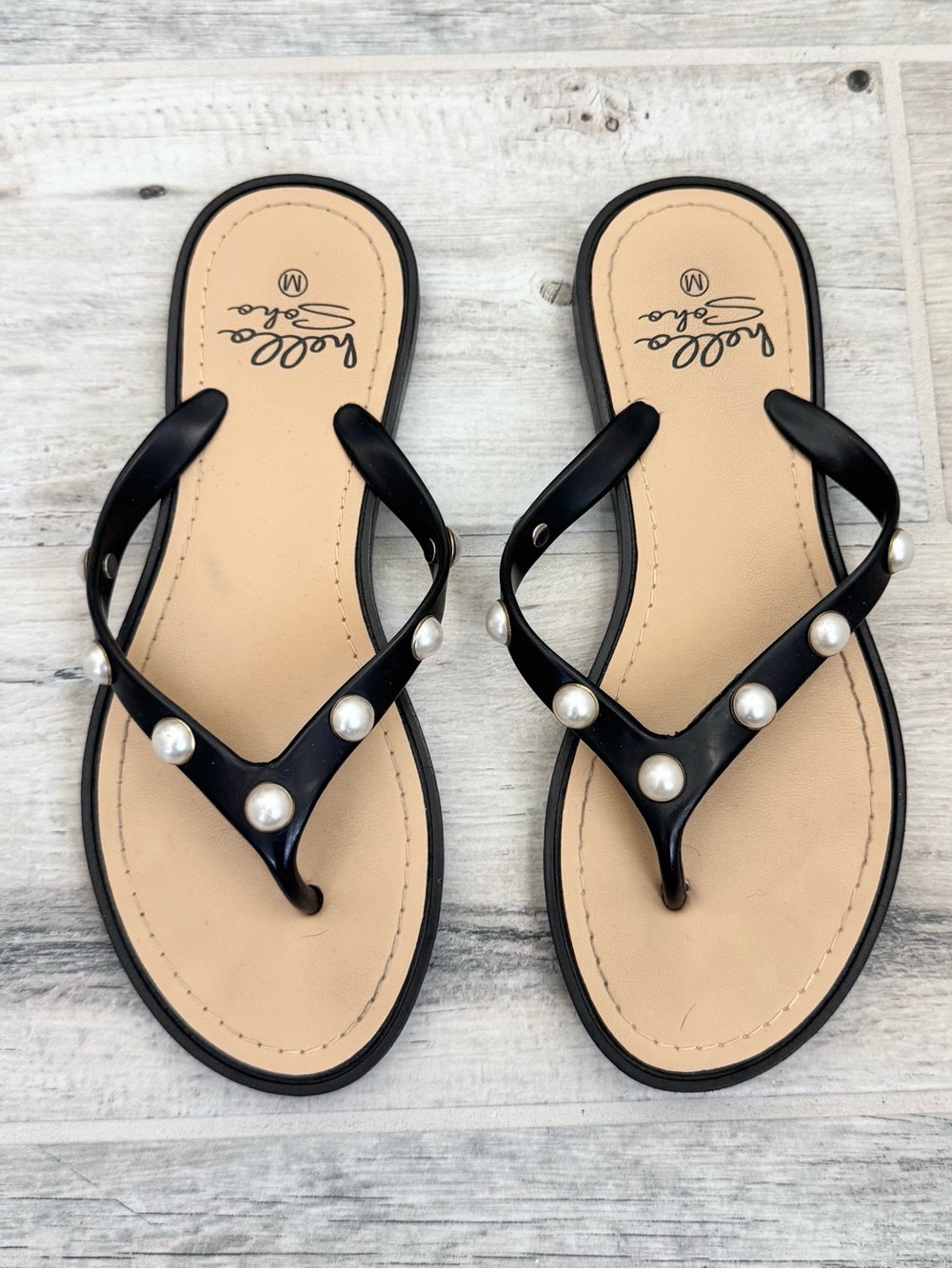 Hello Soho Pearl Black Thong Flip Flop Sandals